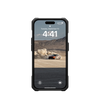 Husa iPhone 15 Pro Max Midnight - UAG Monarch Pro MagSafe Carbon Fiber